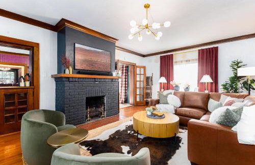 Hoosier Memories - Firepit, Pool Table, Steps to Campus - Photo 8