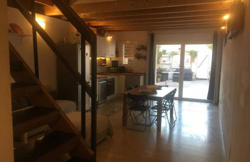 Charming house next to the sea and Barcelona for 6 - Photo 1