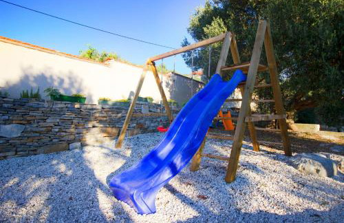 Family friendly house with a swimming pool Pozorac, Trogir - 10317 - Foto 12