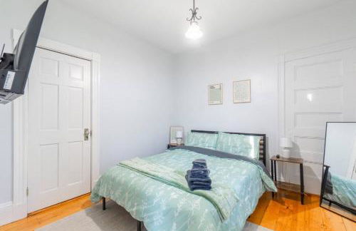 Davis SQ 4BD/Free Parking/7 Min to Harvard & MIT - Foto 26