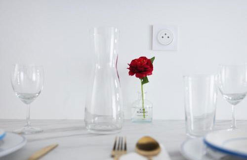 Le Requiem -Terrasse -Climatisation -Gare - Foto 8