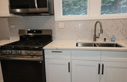 Beautiful Big 3 bedroom Quiet Apt near downtown - Foto 26