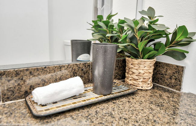 Lux Galleria Home-5BR Roof Deck - Foto 44