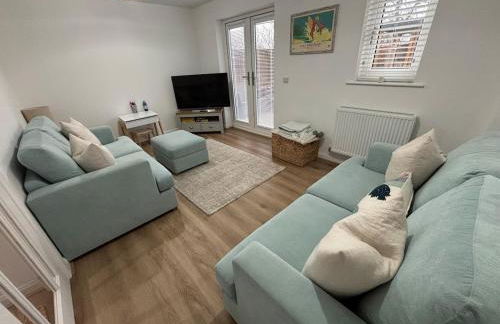 Sageston Tenby 2 bed new build bike and board store - Photo 3