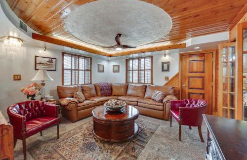 Walk to Park Family Home in Monroeville! - Foto 1