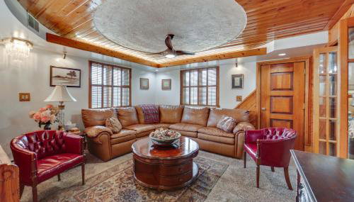 Walk to Park Family Home in Monroeville! - Foto 1