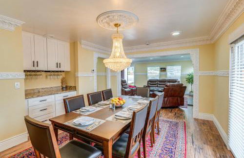 Del Rey Oaks Vacation Home with Mini-Golf Course! - Foto 9