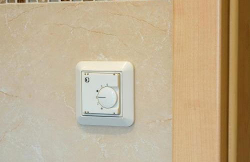 Lüftenblick - 2 Ferienwohnungen am Starnberger See, mit Terrasse oder Balkon, Weitblick, Sauna, Kamin, E-Ladestation - Foto 16