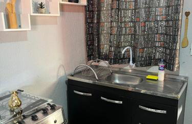 Residencial Casas 1 e 2 quartos Tv Ar Estacionamento Wifi Próximo ao Centro e Paraguai - Foto 47