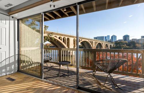 The Million Dollar Perch - Foto 18