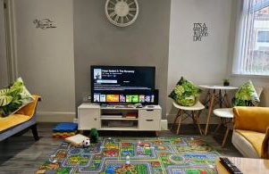 By the Joyous Stays - House with home comforts - Foto 19