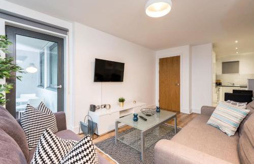 Liverpool City Centre with Free Parking - Sleeps 6! - Photo 15