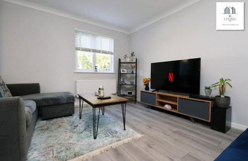 Spacious 3 Bed Home In The Heart Of Bridgend - By EKLIVING LUXE Short Lets & Serviced Accommodation - Foto 17