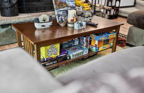 Hideout Pocono Chalet - Foto 65