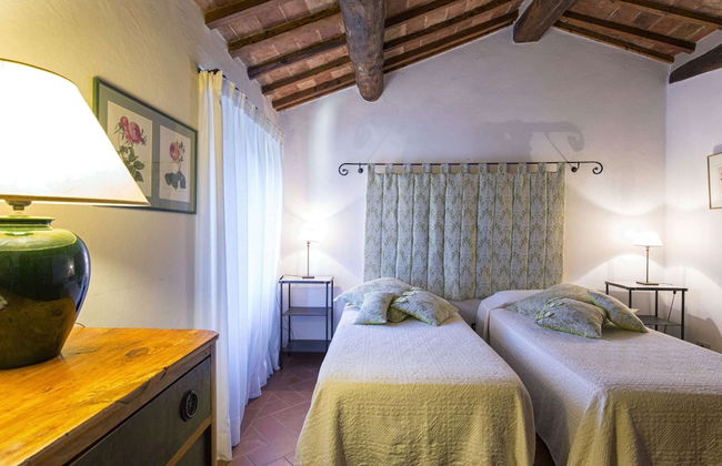 Stunning Villa With Terrace and Private Pool in Tuscan Hills - Foto 3