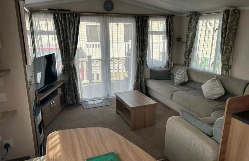 Molly's Haven - Photo 14