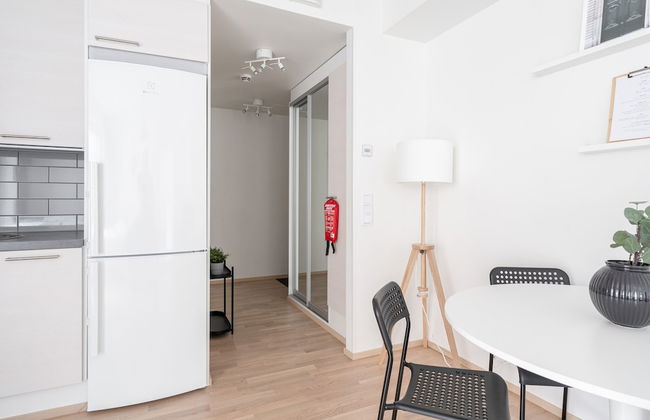 1BR & Balcony next to Railway Station in Downtown - Photo 3