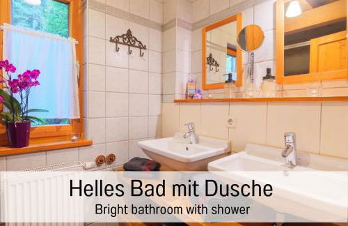 Hüttenchalet Waldschatz mit Sauna, Kamin und eingezäunt - Foto 33