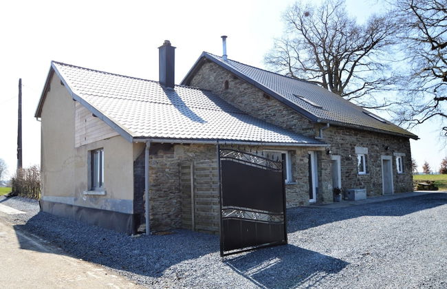 Wonderful Holiday Home in Gouvy with Hot Tub - Photo 1