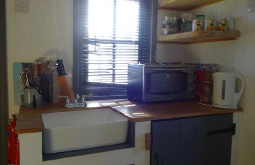 Sians Retreat, Bowness on Solway, perfect stop over when walking Hadrians Wall with hot tub - Foto 3