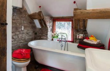 Ty Fferm Hen, Ancient Farmhouse, Coity Bach - Foto 13