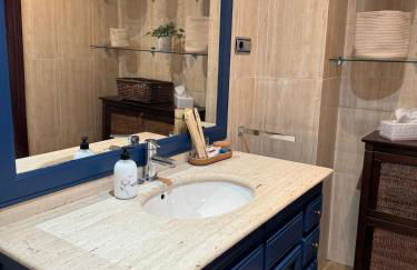 Gran casa cerca de la playa con 3 dormitorios en Pedregalejo - Photo 43