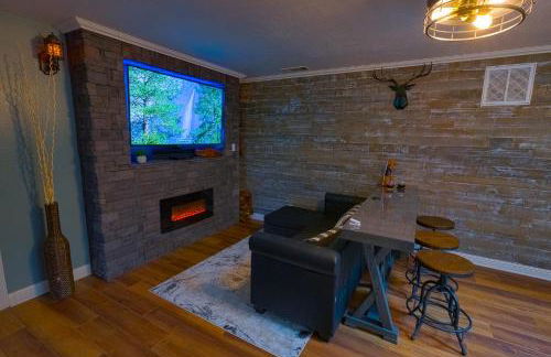 Cozy mountain retreat with lake views near Yosemite - Foto 9