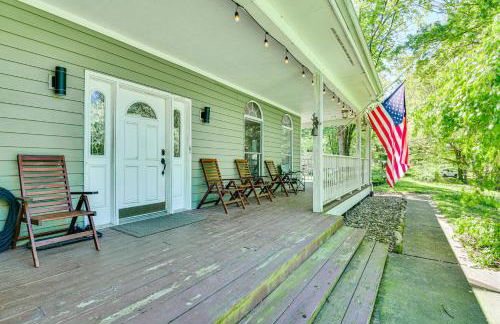 Huge Family Home with Pool - 13 Mi to Lake Michigan! - Foto 40