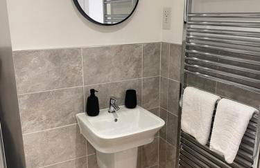 Kingsway House - Spacious 4 Bed Home From Home in Derby - Foto 27