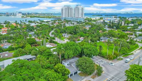 Spacious Retreat with Green Areas 8 ppl - Foto 3