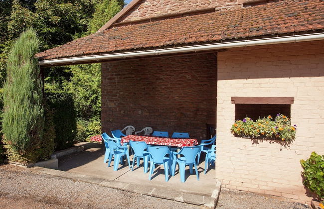 Farmhouse in Basse-bodeux Near Forest - Photo 1
