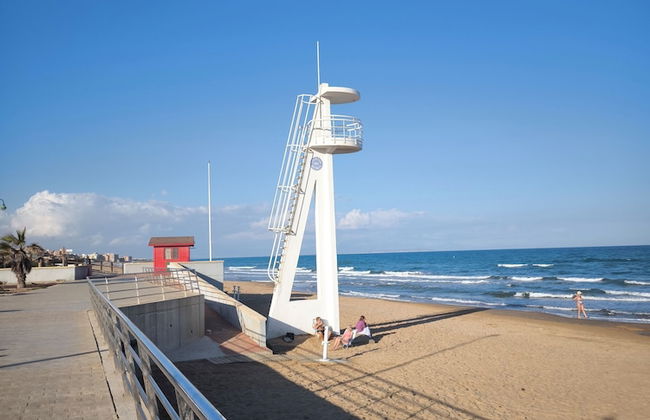 Bungalow With Stunning Sea Views, Just One Street From the Beach - Foto 32