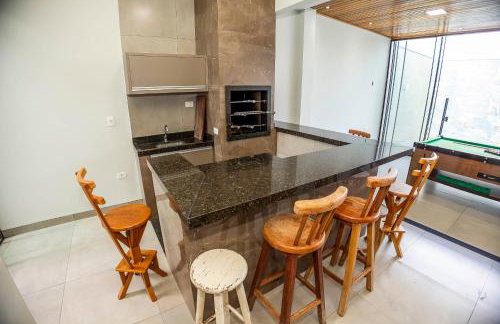 Casa Munique Maringa Com Piscina Ar Condicionado e Churrasqueira - Foto 10