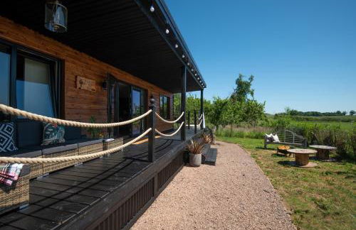 Bastle Retreats Cabin with hot tub - Foto 19