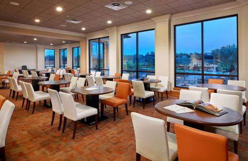 Four Bedroom Townhouse in Regal Oaks at Old Town - Foto 14