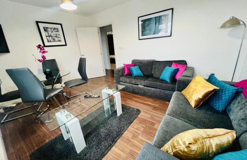 Modern 2 bed 1st Floor Apartment by Jesswood Properties Parking Wi-fi - Foto 4