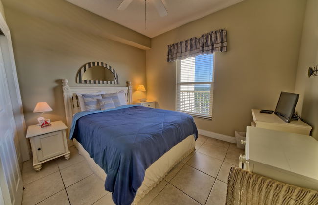 Wondrous Condo with Beach Access and Poolside Beach - Unit 2103 by RedAwning - Foto 2