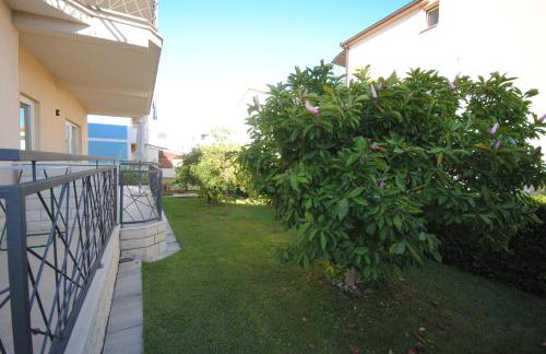 Cozy apartment with garden - Foto 39