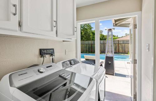 Happy House Getaway - Pool, Hot Tub & Wine Country - Foto 27