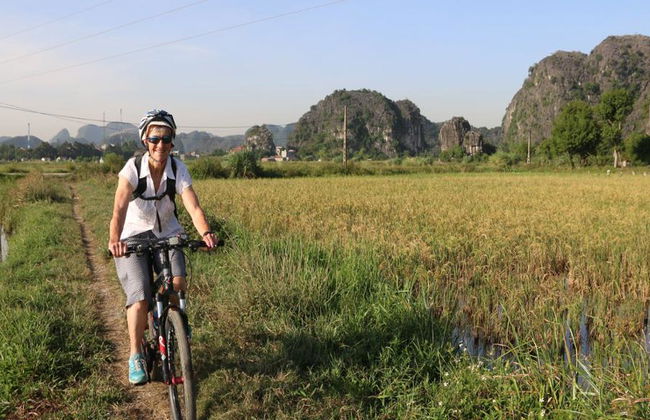 Hoa Lu e Tam Coc - Gita di un giorno per piccoli gruppi - Foto 4