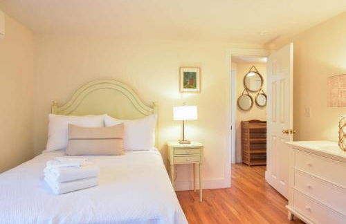 Pristine Multi-Family Home w Barn Game Room - Foto 17