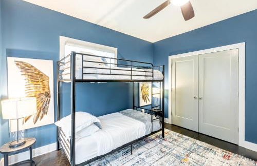 Modern Luxe Townhome with Rooftop Cinema - Foto 10