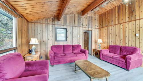 Lake-View Cabin with Furnished Deck in Hadley! - Foto 5