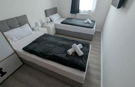 LeHaStays Apartments - FS7 I Küche I WLAN I SmartTV I Einzelbetten I Parkplatz - Foto 11