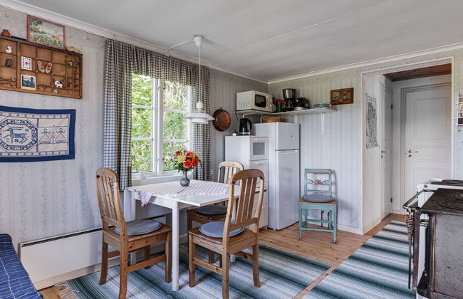 1 bedroom House in Färgelanda with garden - Photo 2