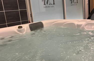 Suite romantique La Maison de Flora SPA intérieur, jardin et lit King size - Foto 3