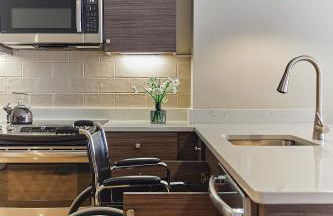 The Docent's Collection - Photo 59