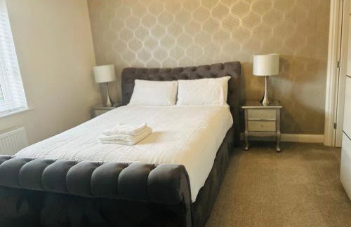 Modern 4-Bed Detached Home in Corby - Foto 8