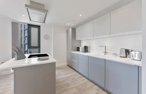 Stunning 2 Bed Apartment in Central Birmingham - Photo 14