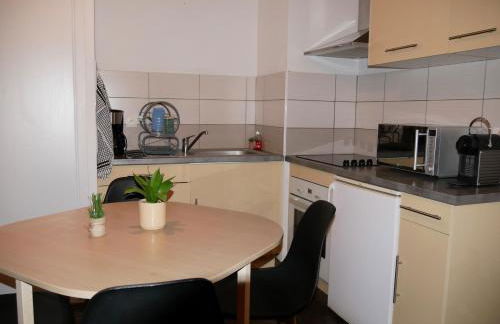 Capstay studio avec grande terrasse proche aéroport Bastia - Lucciana - Centre - Foto 8